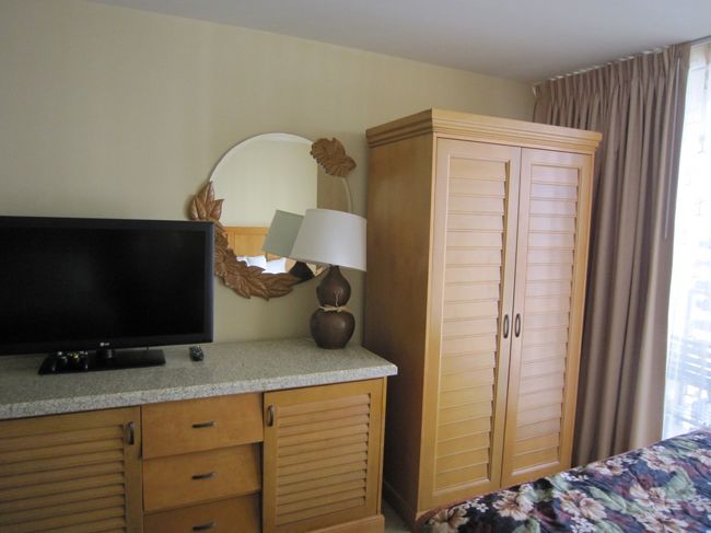 家具もこじんまりですが、充分。