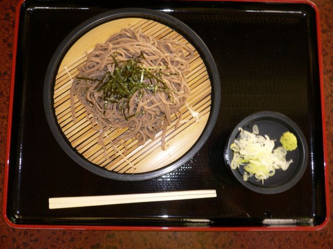 食事処でおそば630円。こしがあって美味しいそばでした。<br />お湯が比較的ぬるめでゆっくりはいれます。