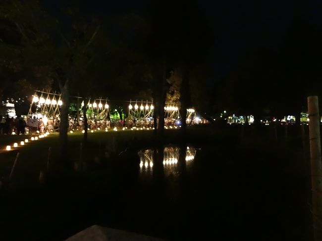 この灯籠の通路も、この後歩きましたよ！