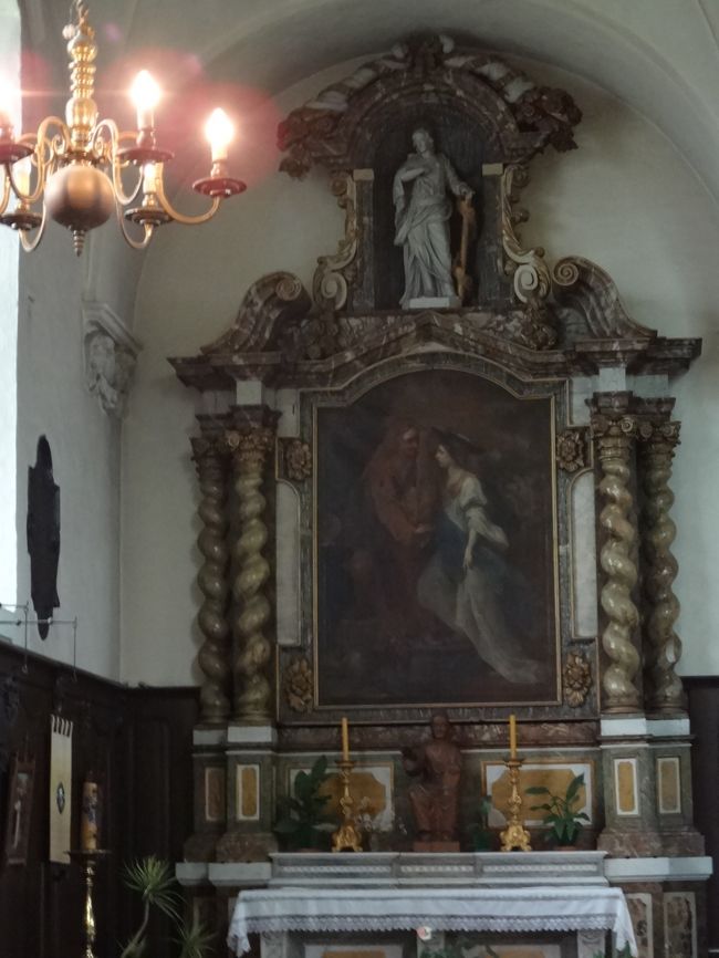 この絵画は、上の写真の左側の絵画を<br />ズームしたものです。