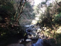 天の岩戸に行く途中の渓谷