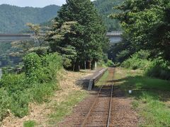 　次は母野駅です。