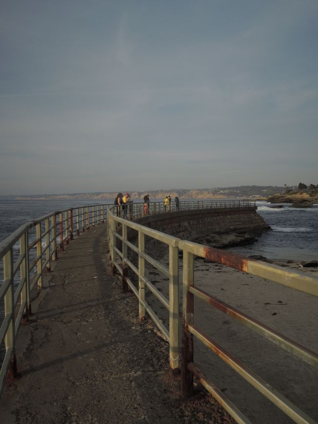 海の先までいけます。