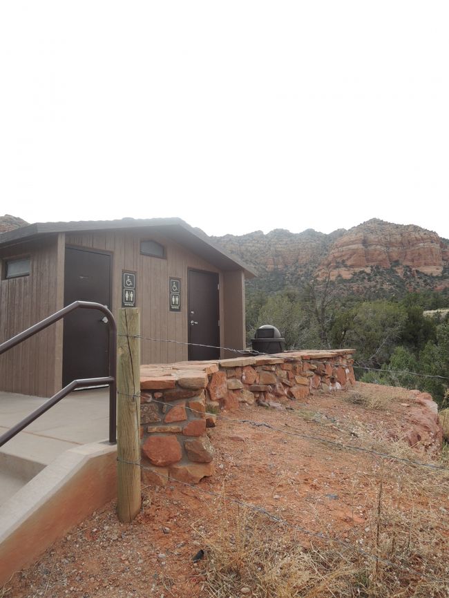 there is a toilet but not toilet rolls.<br />better to bring wet tissue.