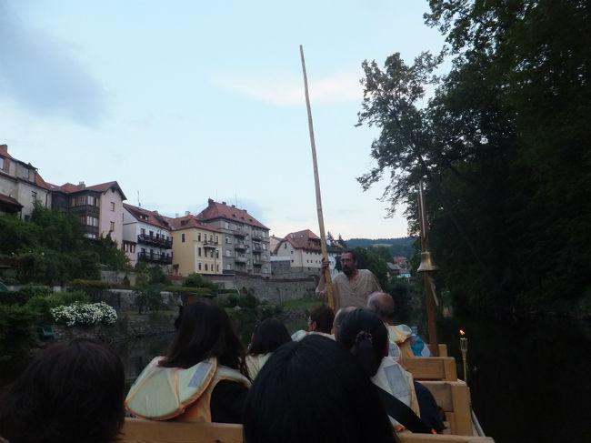 説明が英語とドイツ語なので...<br />残念ながらよくわからず。<br /><br />ここは笑うポイントなのかなーと<br />わかっても、内容がわからないのが残念。<br />