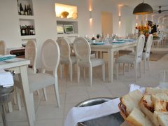 カプリのオシャレなレストラン
『Ristorante Mamma Isola di capri』
ソレントの有名シェフが今年開いたお店だとか。
