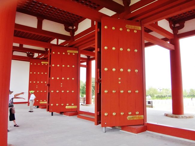 毎日規則正しくこの門が開閉されているという。