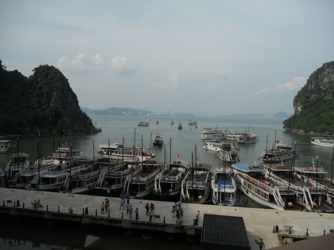 ようやく外に出れました。<br /><br />今回、ハノイの街歩きと同等のメインと思っていましたが、<br />先入観にやられました。<br />でも、良い経験であったと、自分に言い聞かせております。