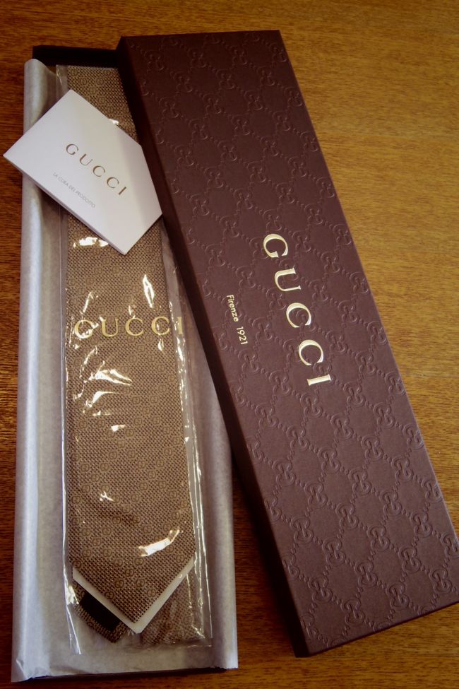 同じく旦那さま用にネクタイも