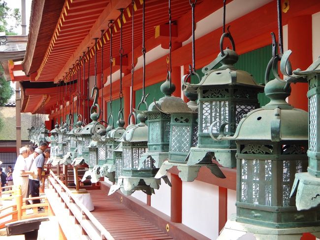 御本殿に参拝。