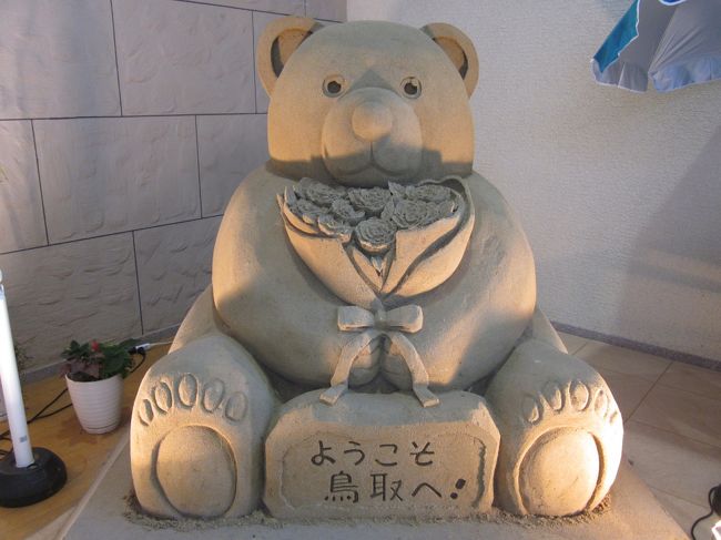 こんなかわいい砂像もあります。