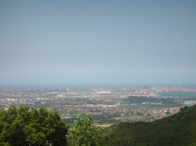 珍しい動物がいるわけではありませんが、町の中心から車でほんの少しで来れる広大なアニマルランド。サンタンデルでのリゾート滞在とセットでヨーロッパ近隣国からの観光客も割と多い様です。
