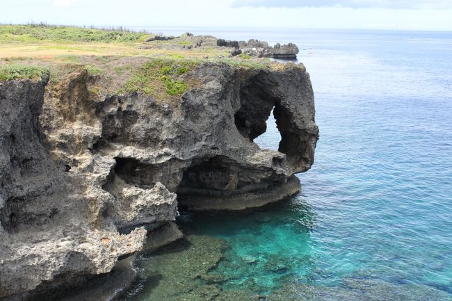 5日目、ＡＮＡインターコンチを後にしてホテルから5分程で万座毛です。