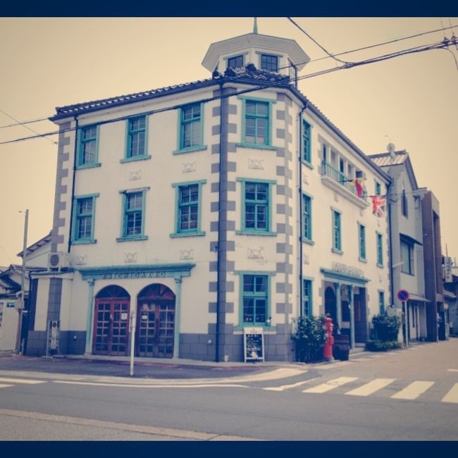 開知学校<br />明治４年に開校した、滋賀県初の小学校。<br /><br />長浜は、明治時代には全国で３番目に鉄道が敷かれ、銀行などもかなり早い時期に建てられたんだそうです。<br />