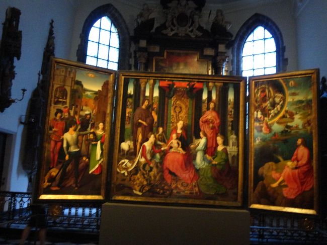 メムリンク美術館にきました。<br />