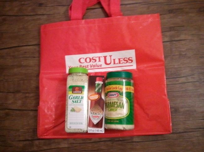 COST U LESS<br /><br />ガーリックソルト (935g） $9.79<br />タバスコ smoked red jalapenos 148ml  $3.99<br />パルメザンチーズ 453g  $8.49<br />ショッピングトート   $2.49<br /><br />このショッピングトートは使えます！<br />ペイレスのは不織布でペラペラなんだよね。<br /><br /><br />