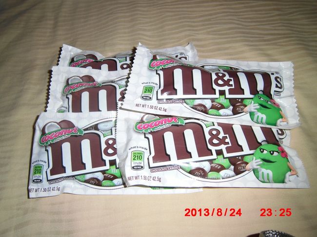 カルフォルニアマート<br /><br />Coconutのm&amp;ms　各$1.09<br />
