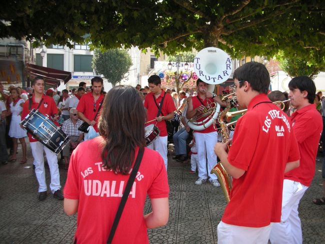 ブラスバンドの演奏、カッコイイ！