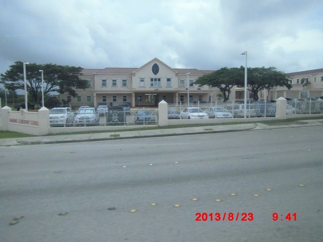 タムニング小学校<br />