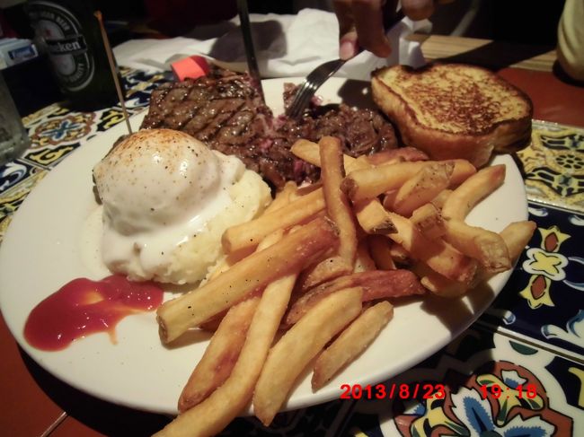 やっぱり肉でしょ(笑)<br />