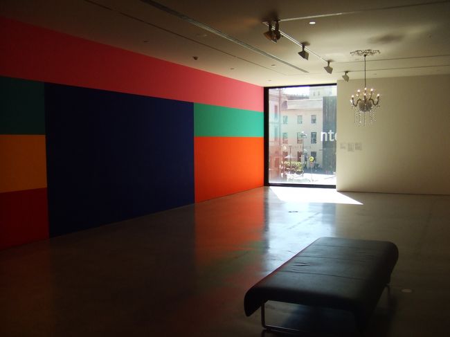 作品はあれなので、内部を少しだけ