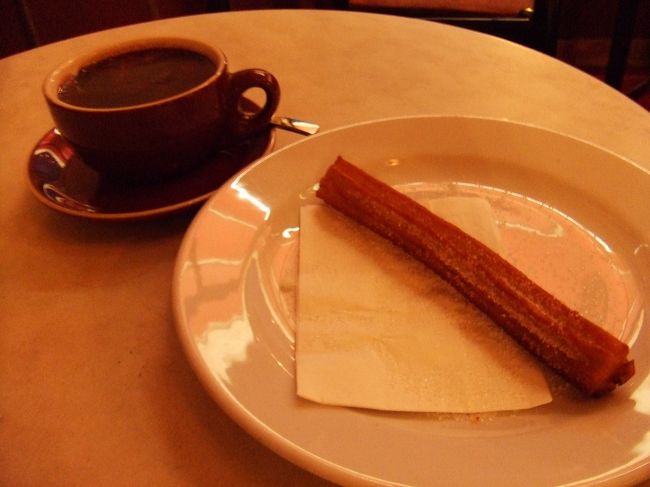 ホットチョコレート&amp;チュロス<br />ホットチョコレート、美味しかった！<br /><br />@Cafe Hernandez
