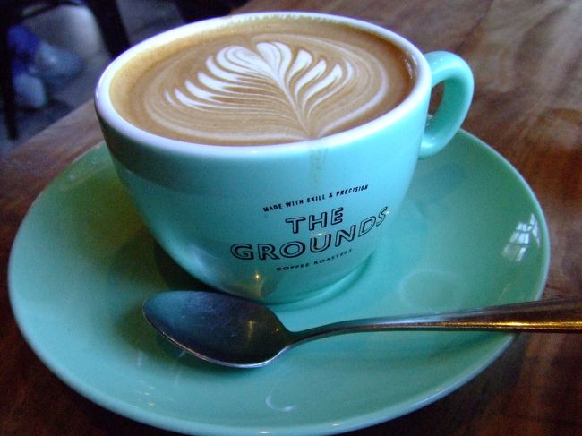フラットホワイト<br />あこがれのフラットホワイトです。<br />旅行中、コーヒーは全てこれにしました。