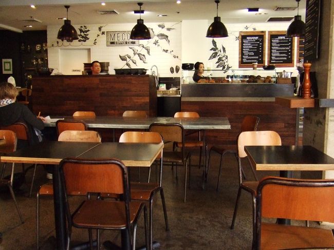 @MECCA<br />広くてくつろげる、素敵な店内でした