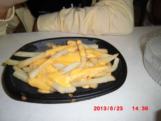 タコベル<br /><br />チーズフライ $1.75