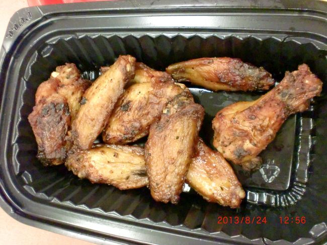 Ｋmartのピザ屋さん<br /><br />chicken 8p　 5ドル<br /><br />