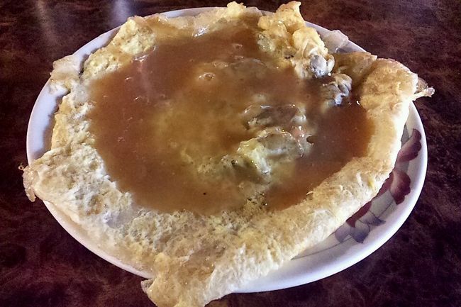 大好物の、蚵仔煎（オアチェン：台湾風カキのオムレツ）