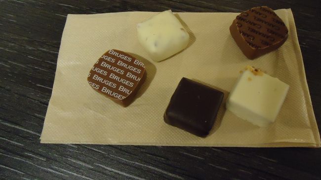 いくつか買って、ホテルで美味しくいただきました。