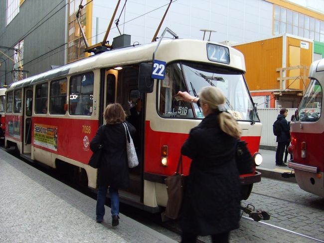 レトロなトラム。<br />体力温存のために、よく利用しました。