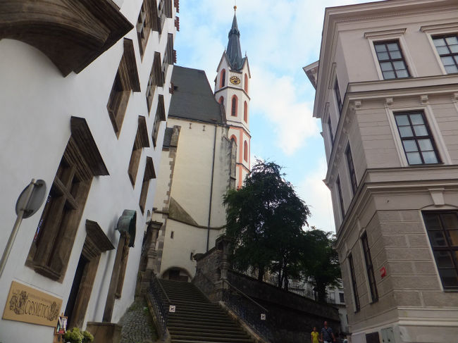 ちらっと見える<br />★聖ヴィート教会★