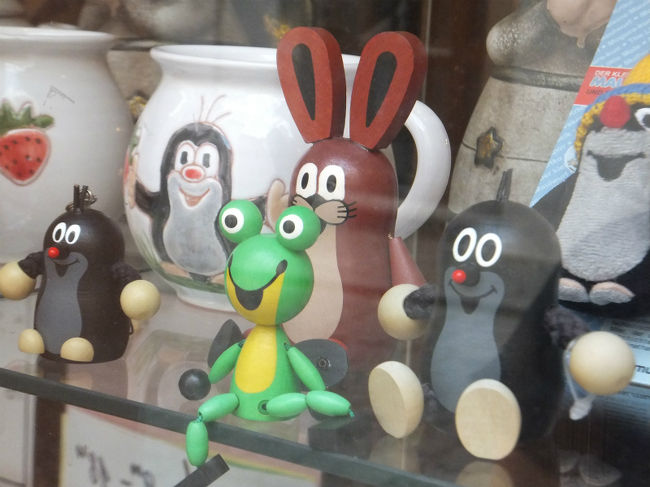 お店の外観も飾られている雑貨も<br />かわいいものづくし。<br /><br />クルテクだけでなくて<br />他のキャラクターもおでまし。