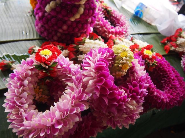 愛しのバンコクで 心つないで ２ お花があふれるパーククローン市場 その後の大渋滞 バンコク タイ の旅行記 ブログ By 川岸 町子さん フォートラベル