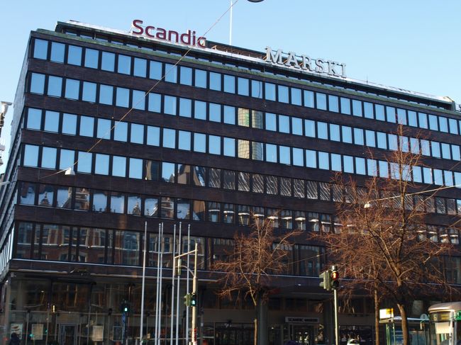 外は良いお天気。スカンディックマルスキーホテルから出発します。