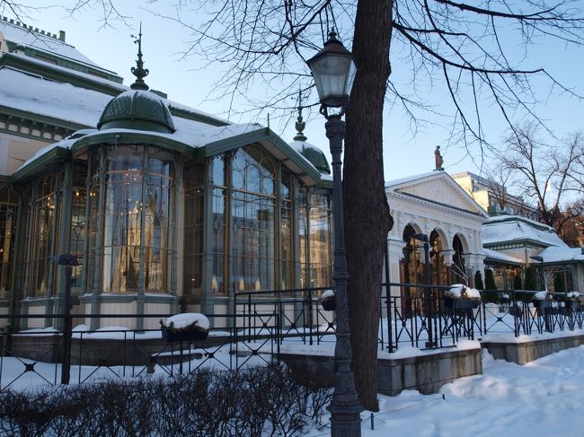 公園の中にあるレストラン”カッペリ”。