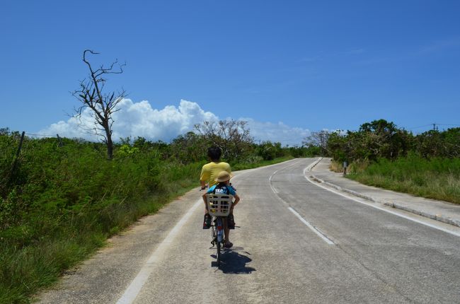 チェックインを早めに済ませ<br />とりあえず　腹ごしらえ！海に行きたい息子くんは<br />「お腹すいてない」とふてくされる(^_^.)<br />あとで　絶対おなかすいたって騒ぐから！<br />と無理矢理連行。