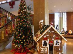 ホテルのロビー。クリスマスバージョン。

家は、クッキーでできていました。