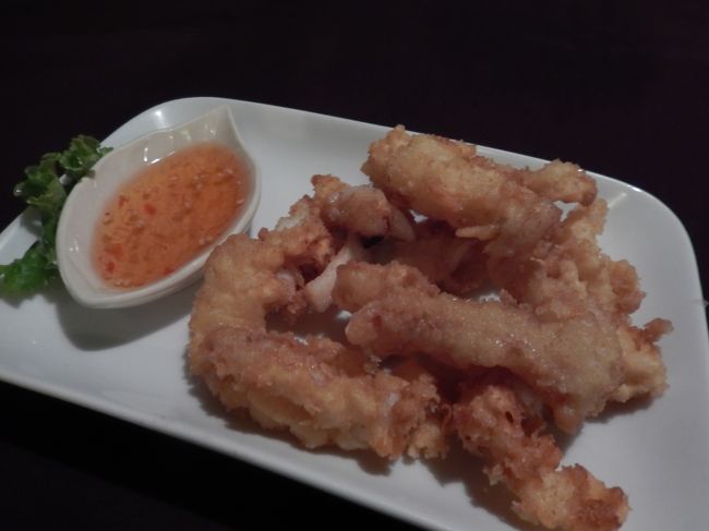 長男お気に入りのイカフライ。横にあるニンニクのきいた<br />甘ずっぱいソースがまたいい。