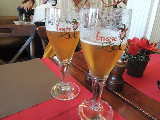 ランチ<br /><br />ベルギービールで乾杯♪←飲みかけですみません
