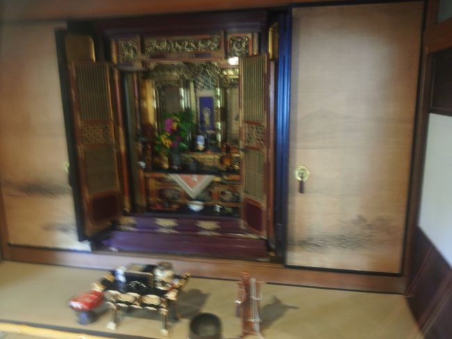 　凄い仏壇が・・・<br /><br />　