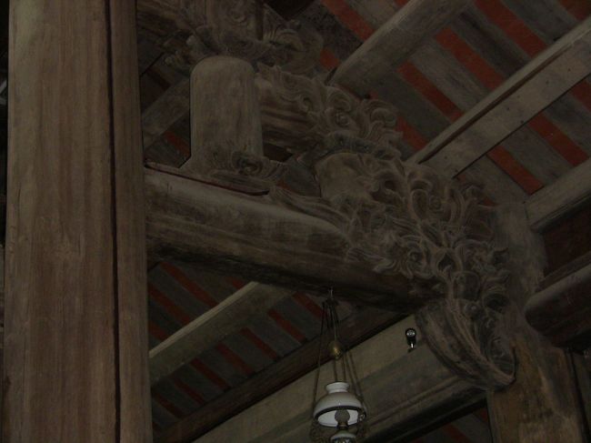 写真を撮影中、年配の男性が出てきて、「キリスト教徒でないと入ってはだめ」と追い出された。