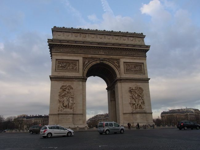 凱旋門派』パリ(フランス)の旅行記・ブログ by haltinさん 凱旋門派』パリ(フランス)の旅行記・ブログ by haltinさん