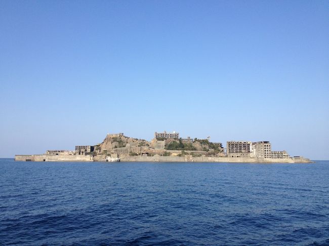 軍艦らしく見える角度に来ました。<br /><br />やはり陸地から見るよりずっと迫力があります。