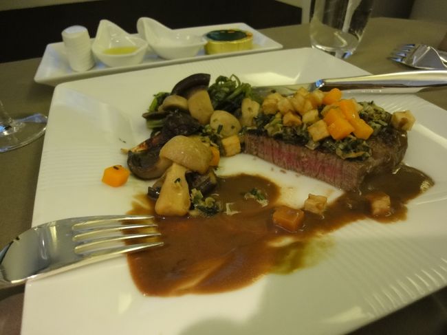 ミディアムレア―できちんと供されました。