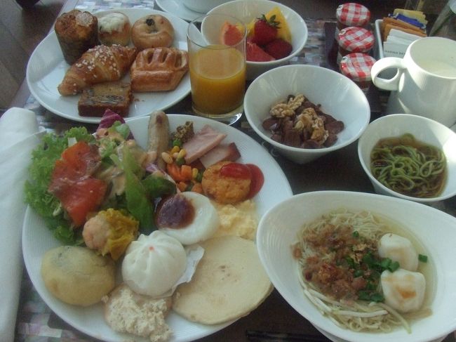 【５日目】<br />旅行最後の朝食はビュッフェ全部盛り（笑）。
