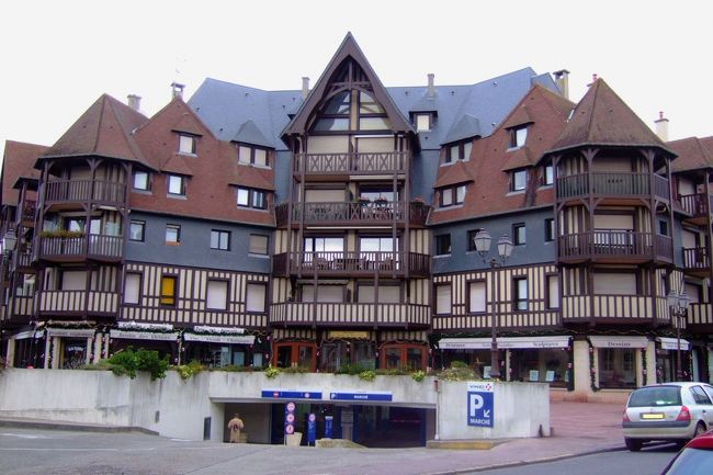 ブーダンの風景に逢いたくて・・ トゥルーヴィル・シュル・メール Trouville-sur-Mer, France