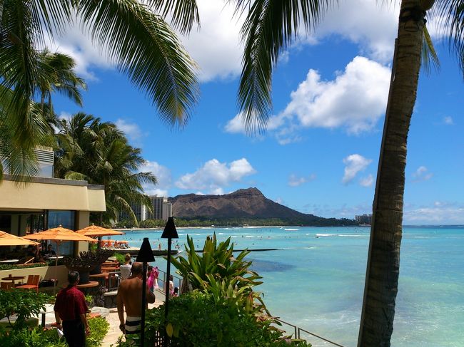 ランチの後はショッピングを思いっきり楽しんで<br />いったんワイキキにもどりゆっくりしたら<br /><br />再びお買い物へ